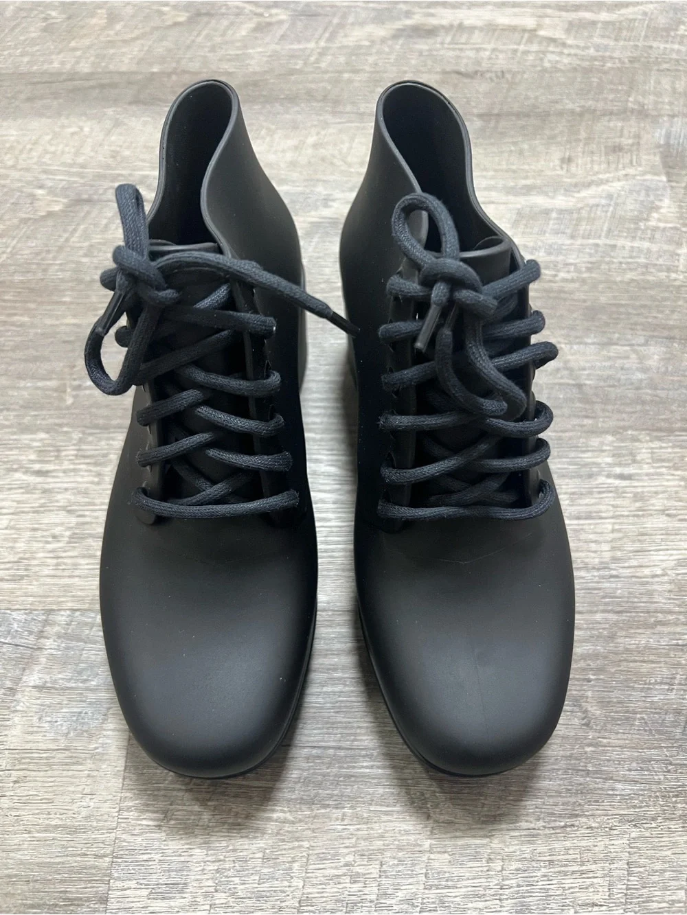 Melissa stylish black